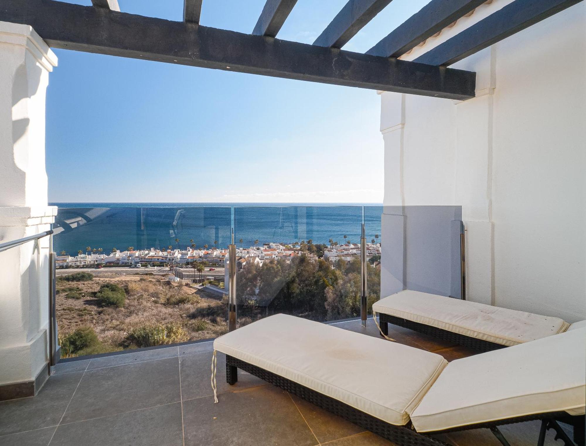 מנילבה Luxury Duplex With Sea Views Blue Suite 3-303 מראה חיצוני תמונה